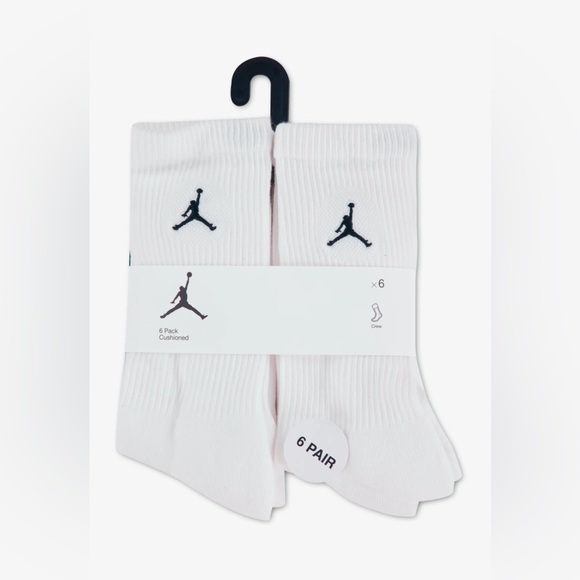 Jordan Other - Nike AIR JORDAN Basketball Cushioned Crew socks